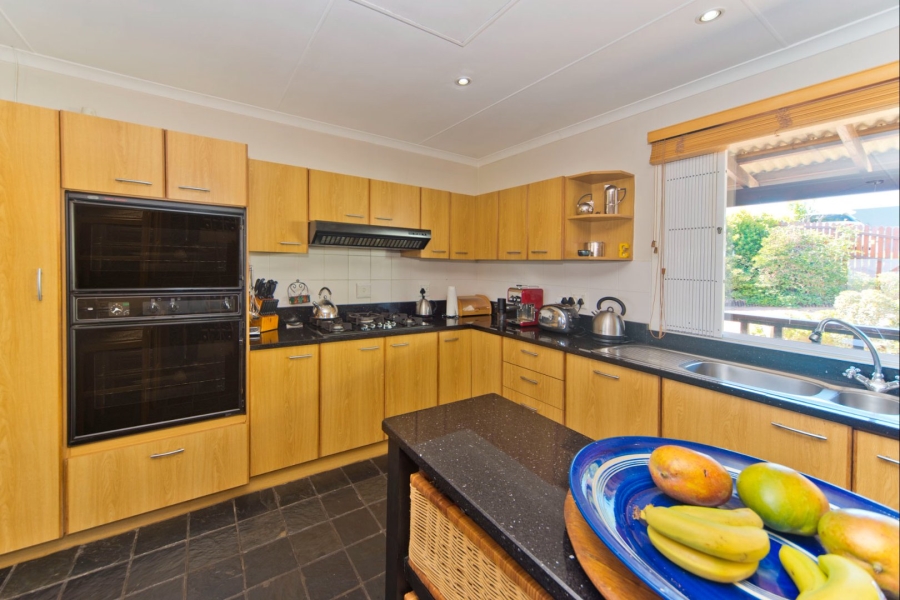 5 Bedroom Property for Sale in Knysna Heights Western Cape